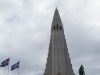 Hallgrimskirkja je s 74 metri sesti najvisji objekt na Islandiji- Razgled na Reykjavik je cudovit. Gradili so jo od leta 1945 pa do 1986, njen edini okras pa so orgle.