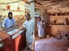 Knjižnica s približno 1500 rokopisi (druga največja v Mavretaniji, večja je le v prestolnici) in muzej nomadskega življenja v Chinguettiju. Za mavretanske razmere zelo lepo urejeno in profesionalno predstavljeno. Knjižničar ima na voljo celo računalnik in internet. Na to je skoraj bolj ponosen kot na zgodovinske zvitke, katerih čuvar je.