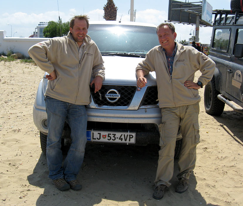Nissan Navara - od leve proti desni Janko in Mitja. Foto Suzi