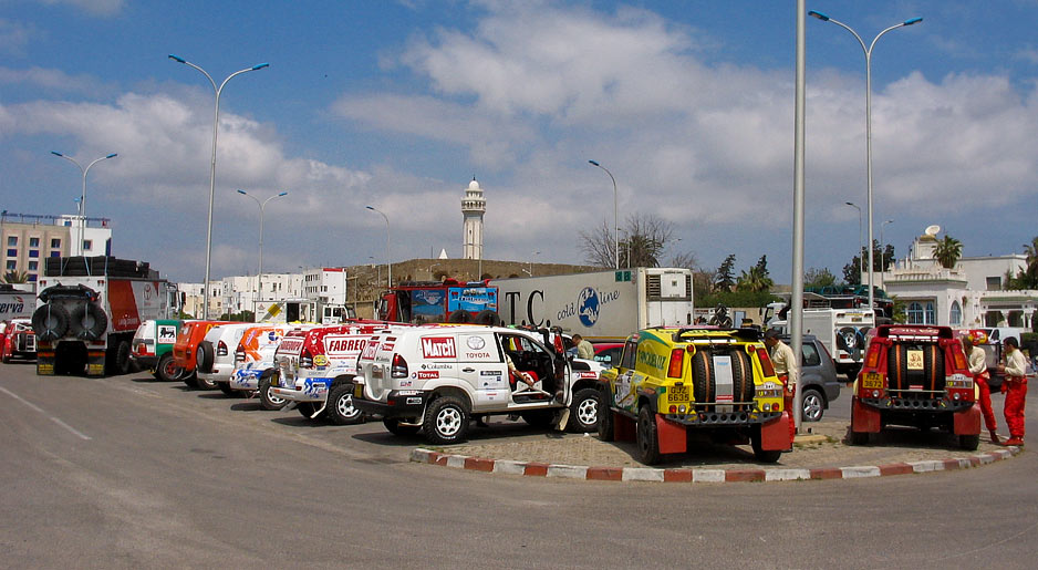 Tekmovalni avtomobili Rallyja de Tunisie 2008.
